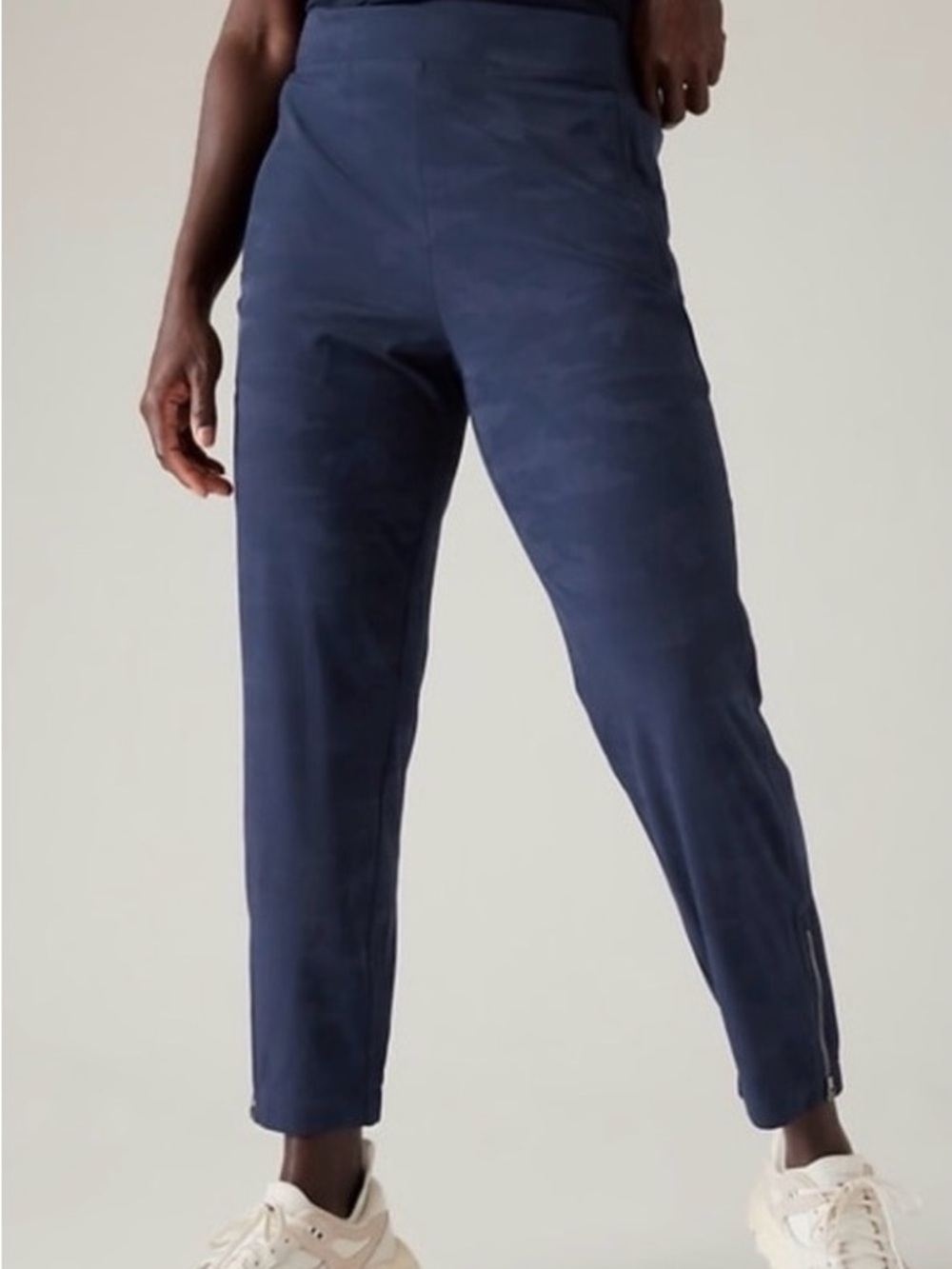 Athleta Brooklyn Heights Navy Camo Joggers
